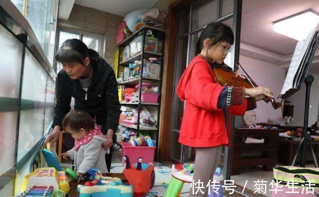 儿媳|为什么建议“婆婆不要带孩子”，这就是最现实的原因，很心酸