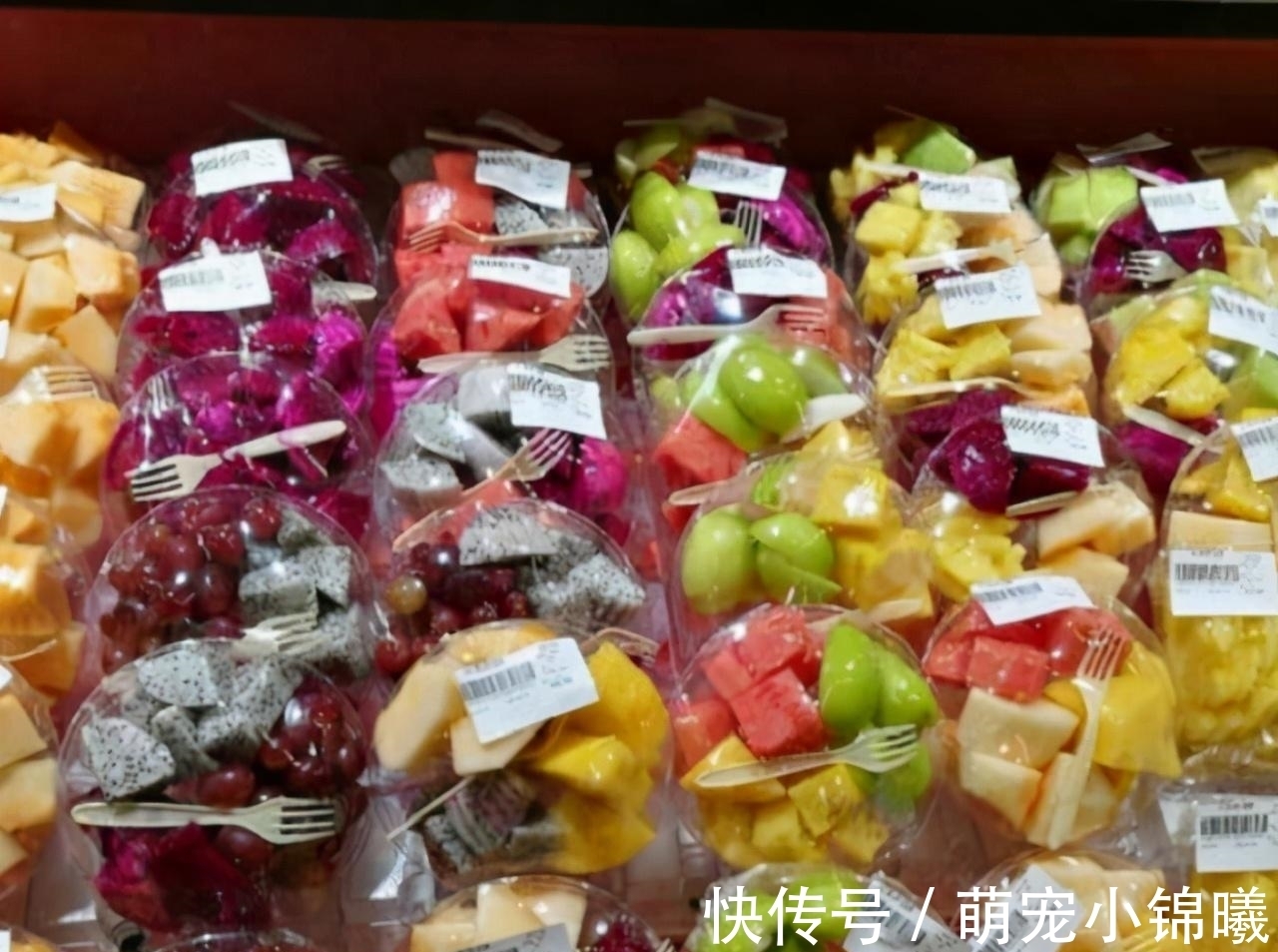 超市|超市里的这3种东西,打折再猛也不能要,服务员:不懂的人才上钩