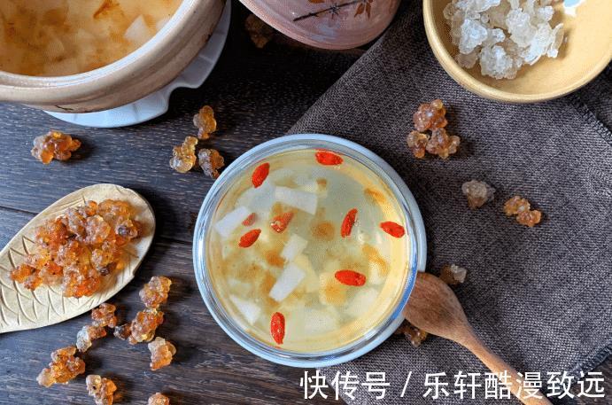 化妆品|女性要常喝的甜品,桃胶炖雪燕,美容养颜味道好