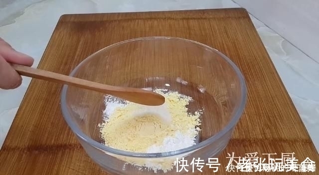 以后葱花饼别再买了，加2勺麻酱，不烫面不发面，比鸡蛋饼都好吃