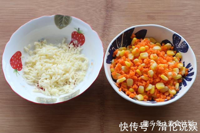 面粉简单新吃法，用杯子一压，早餐好吃又营养，比包子馒头油条强