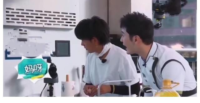 木匠老师傅年薪十几万,凭的就是这一手高超技术,成品被大家疯抢