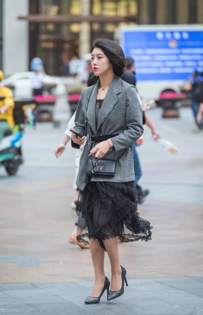 包臀裙|高跟鞋搭配美腿, 出街的时候走到哪里都是焦点