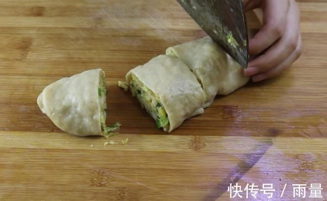 做法|包菜最近火了，吃了30年，这做法第一次见，比吃肉还过瘾