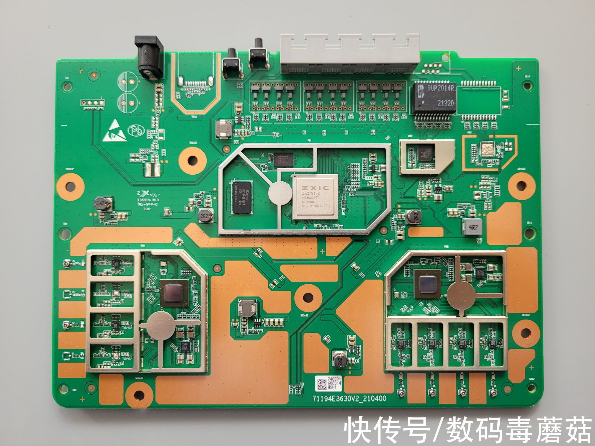 接口|中兴AX5400 Pro拆解报告：很强，不过还可以更强