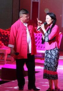 天差地别的王小丫和草帽姐一个低调无冕之王,一个浮夸遭人唾弃