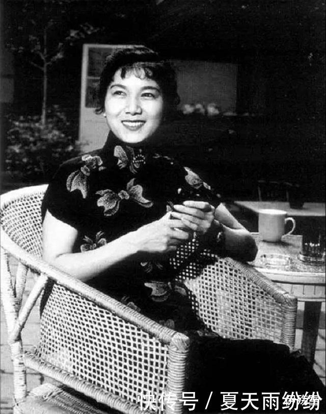 “评剧女王”新凤霞报纸上“公开告白”意中人,事实证明是真爱