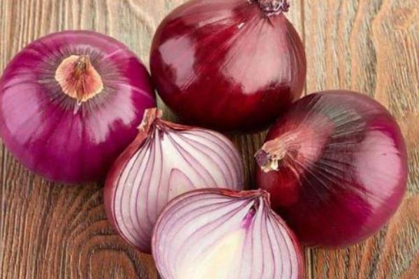 厉害|晚上睡觉前,在床头放个洋葱,真是太厉害,学会受用一生