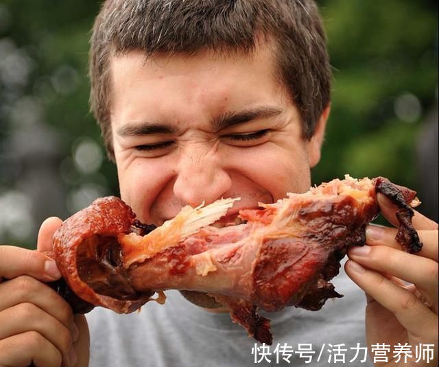 亚硝酸盐|爱吃肉容易患癌？最新研究发现：这3种肉的确要少吃，不能贪嘴