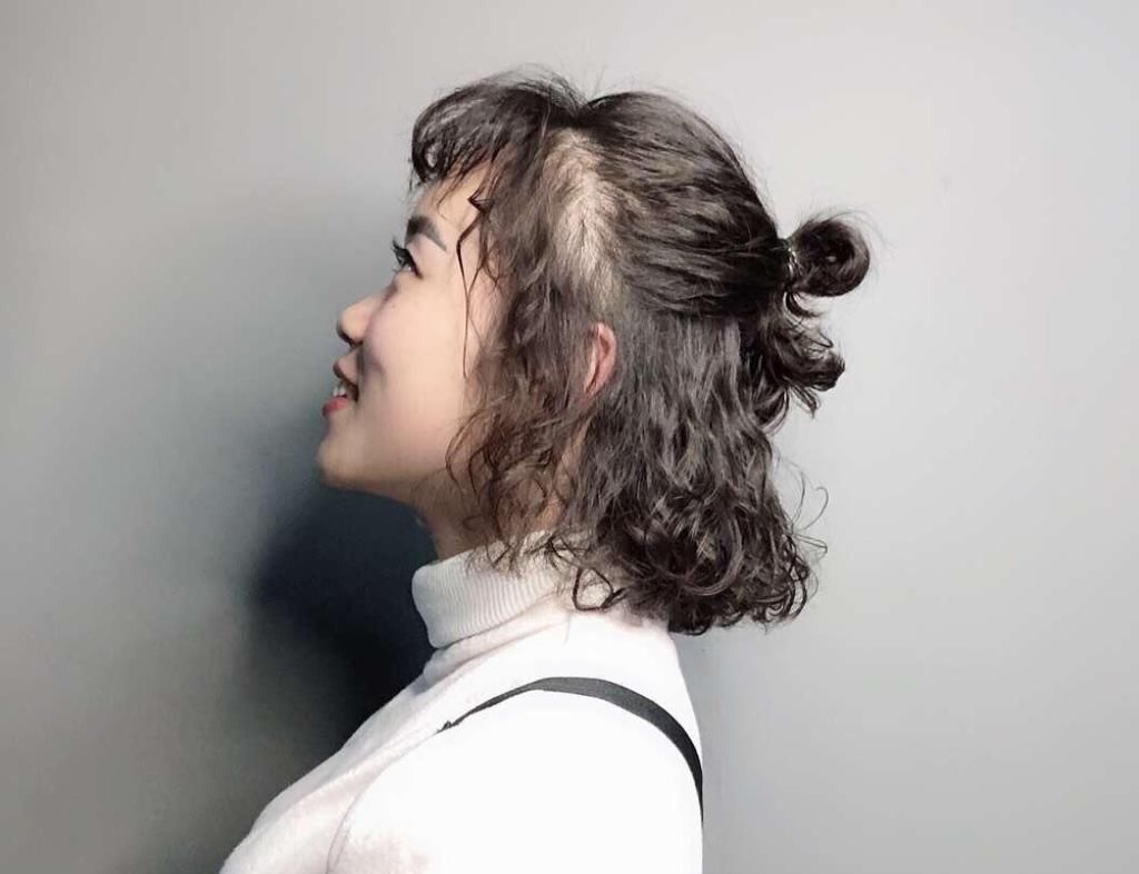 越烫越时尚发型20款，蓬松瘦脸真洋气，有你同款吗