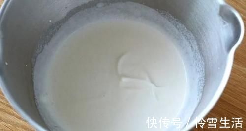 火了半边天的大白兔,教你做成没有冰渣的大白兔雪糕,就靠它