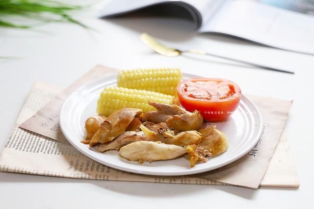 挑战1个月瘦13斤，打卡第8天，减肥期也可以大口吃的卤肉