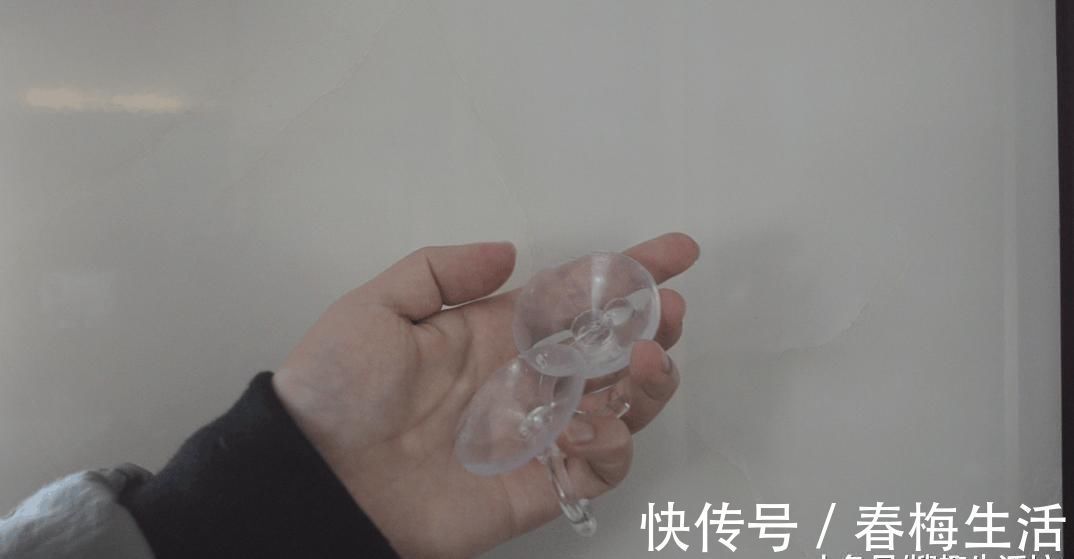 吸盘挂钩老是掉 教你一个简单绝招, 挂几十斤都很牢固, 太实用了