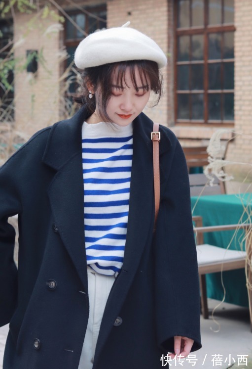 博主 羽绒服穿腻了?今年流行“大衣”,搭配毛衣、阔腿裤,时髦又洋气