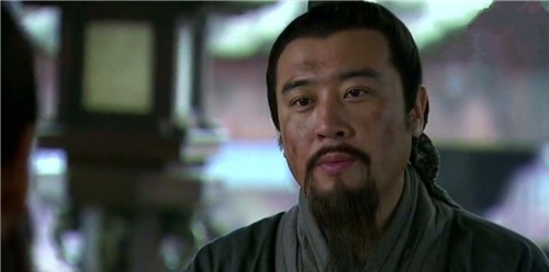 尊为|吕布只杀过2个菜鸟,为啥被尊为三国第一只因一项纪录无人能破