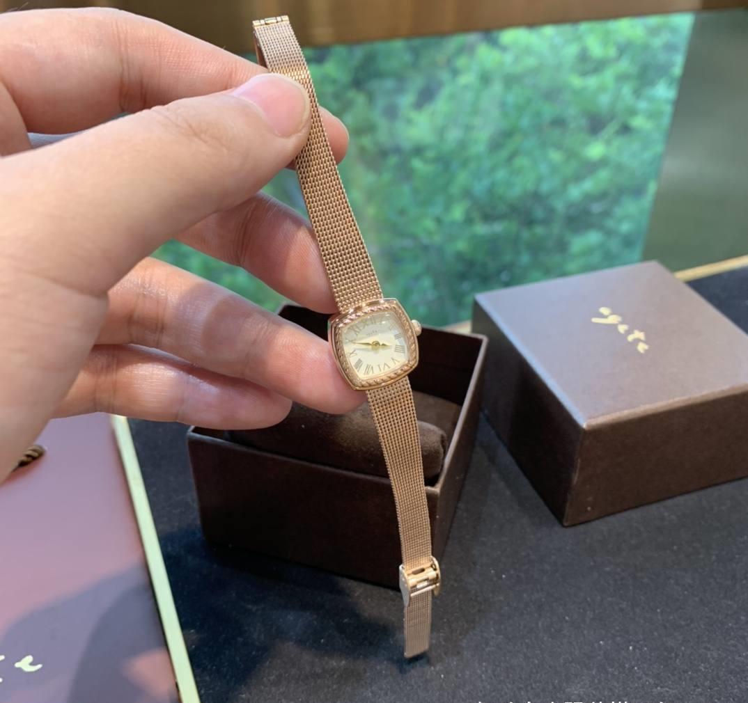 小姐姐|看完这3款“小众”方形手表,你可能就不会再买圆形表了