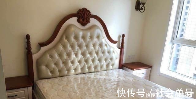 柜子|老婆嫌新房没飘窗,让木工在阳台打了一圈柜子,瞬间多出一间房!