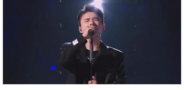 李克勤|《中国好声音》李克勤队赢汪峰队悬念不大，但没猜到伍珂玥会输