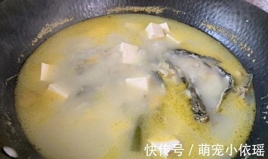 无论炖什么鱼，都不要放这“两种调料”，搞错了鱼又腥又难吃