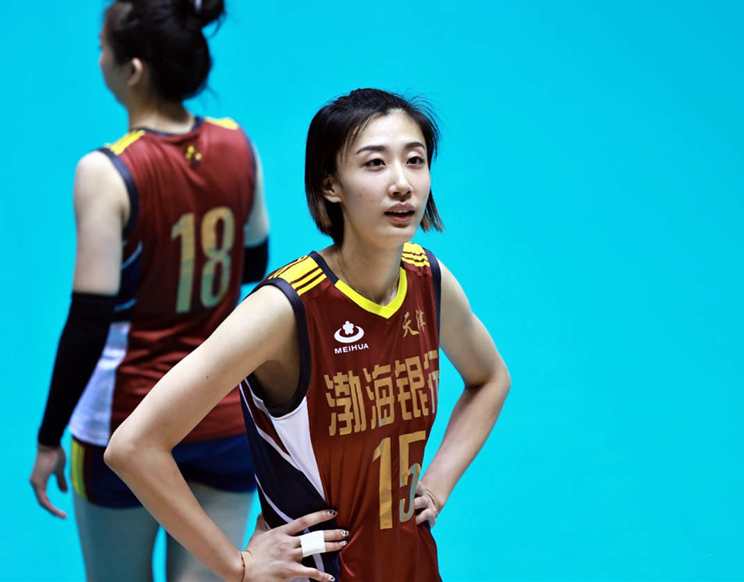 袁心玥|天津完勝浙江提前出線卻遇考驗，王媛媛意外受傷，李盈瑩疲態(tài)盡現(xiàn)