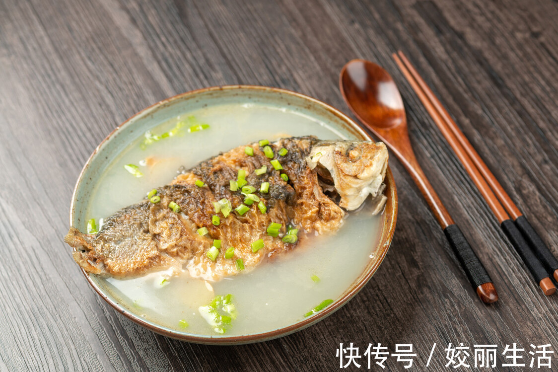 要点|怎样才能炖出好喝的鱼汤牢记3个要点，鱼汤鲜美奶白还不腥