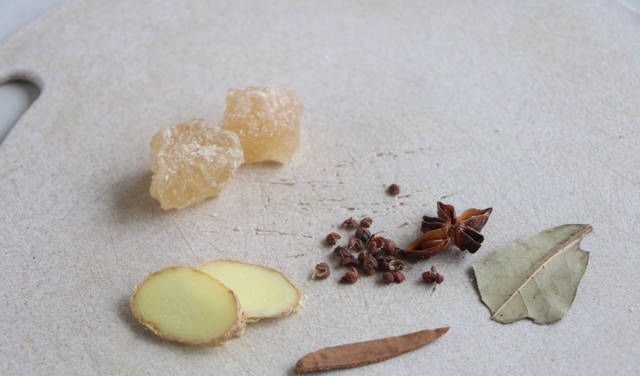 除夕待客,这道硬菜少不了,好吃上档次,上桌几分钟被抢光