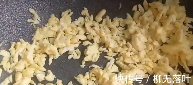 萝卜这样做太好吃了,皮薄馅大,个个鼓大泡,润燥又清肺!