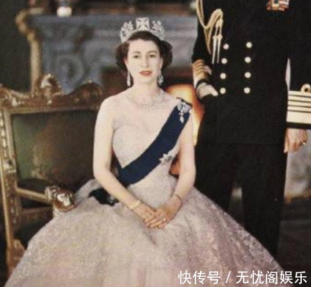 英国女王|英国女王年轻时有多迷人丈夫不准她独自出门,放弃王位伴她左右