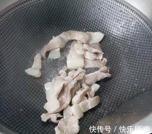 家常|尖椒炒西兰花,家常小炒,美味下饭!