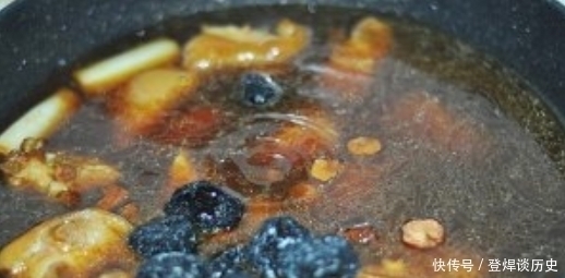 软烂|炖猪蹄,别只知道加生姜和料酒!多加些它,软烂入味,不油不腥!