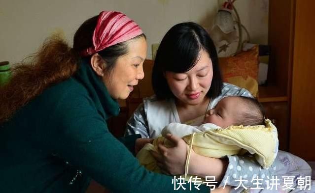 月嫂|坐月子,有必要花一万块钱请个月嫂吗?过来人:还真别只心疼钱
