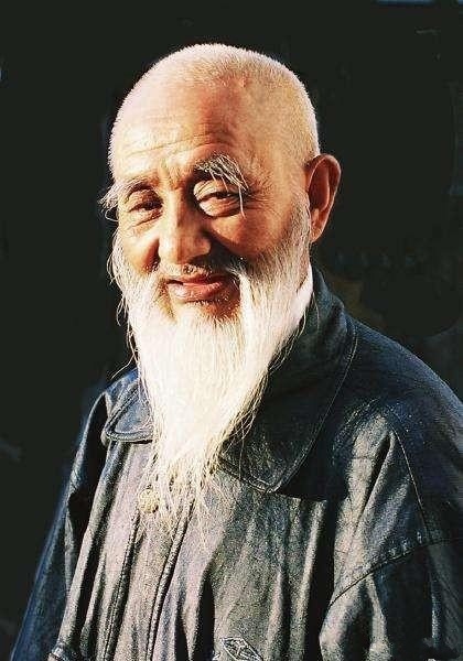 人更长寿|你比同龄人看起来年轻,还是比同龄人看起来老究竟是什么原因