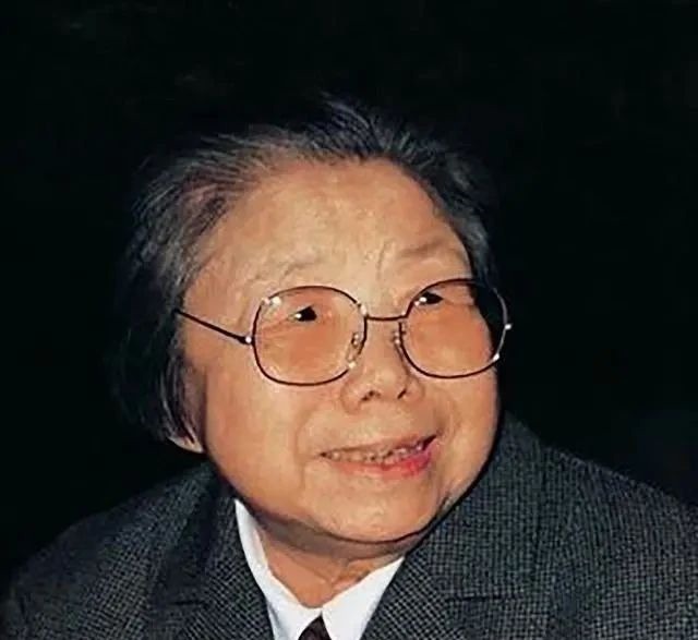 书法艺术!邓颖超书法题字手迹欣赏,笔画清晰字字达意