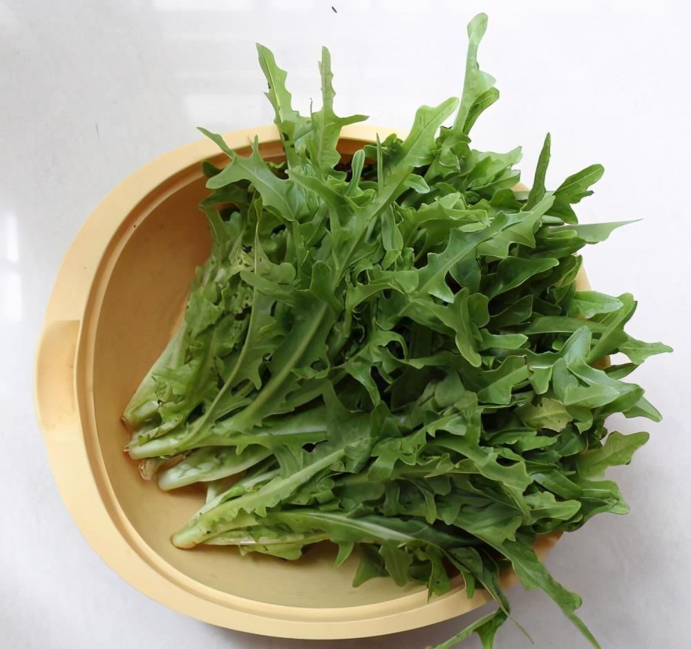子宫|有炎症的女性,睡前经常吃3种“碱性”食物,子宫会越来越干净