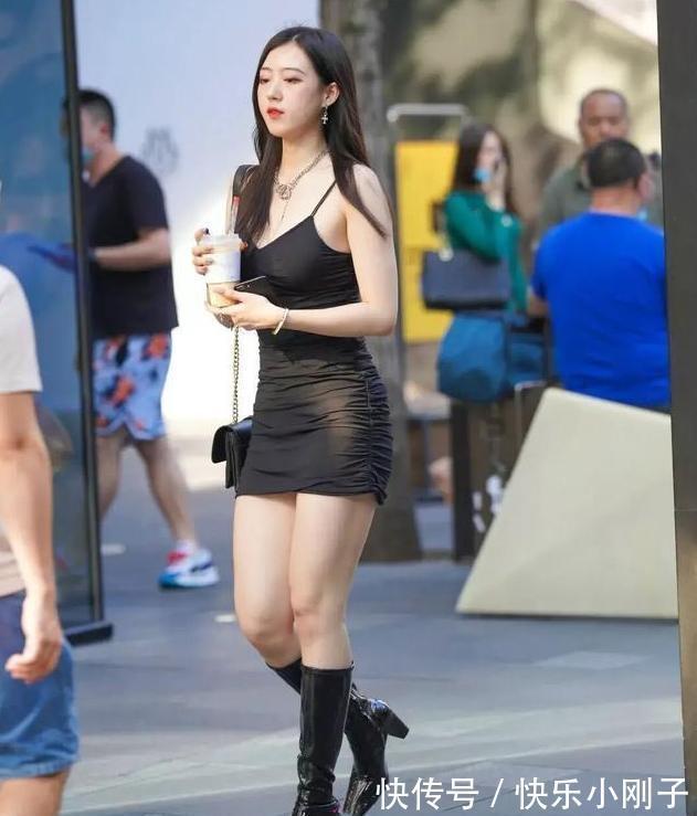 高贵 连衣裙穿搭干净清爽，酷炫又不失甜美，高贵出挑的不二选择