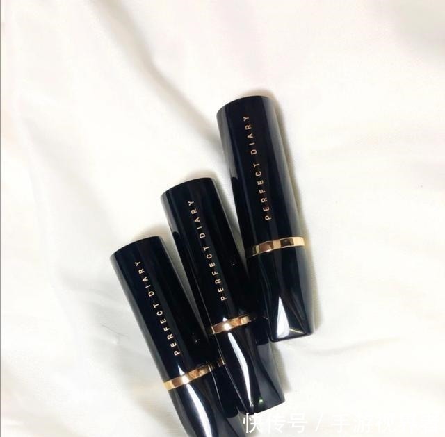 上唇 人气很高的几款平价口红,持久滋润效果好,值得收藏!