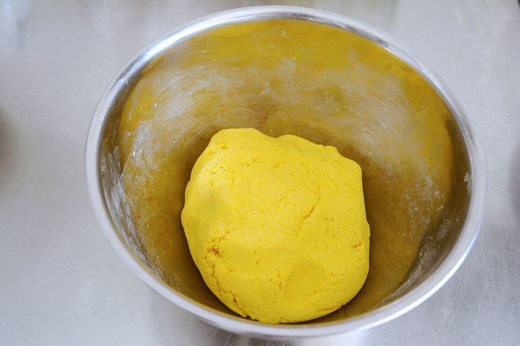 自制玉米饼，多吃粗粮对身体好，做法简单，香甜可口