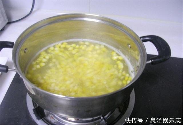 新鲜玉米加一物,专攻野生鲤鱼草鱼,制作简单效果绝佳,别错过