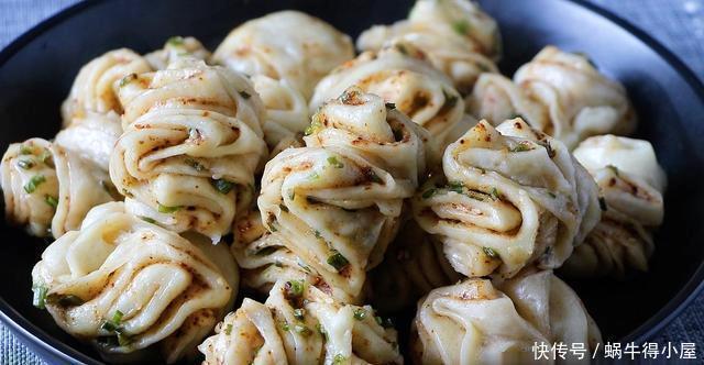 花卷懒人做法 不发面一次成型 松软咸香又多层 孩子一顿吃6个 粉紫色 花卷懒人做法 不发面一次成型 松软咸香又多层 孩子一顿吃6个 粉紫色