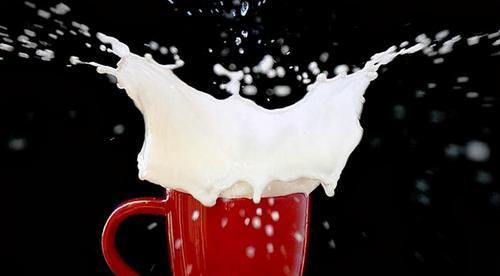 女性爱美，推荐吃3种食物，排出毒素，保养肌肤，滋养女性子宫