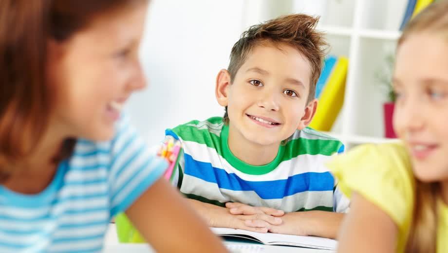 父母|有一种度日如年叫:大宝上高中小宝上小学,二胎父母的苦有谁懂