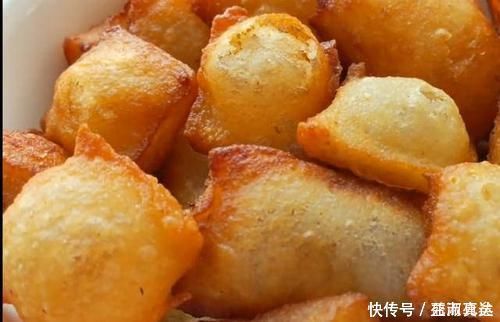一个土豆,一碗面,简单一做,咬一口嘎嘣脆,做一次能吃半月不坏