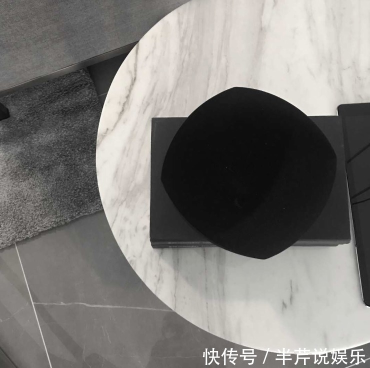 场面|传统装修不高级试一试极简风格设计，收纳藏而不露，场面大气