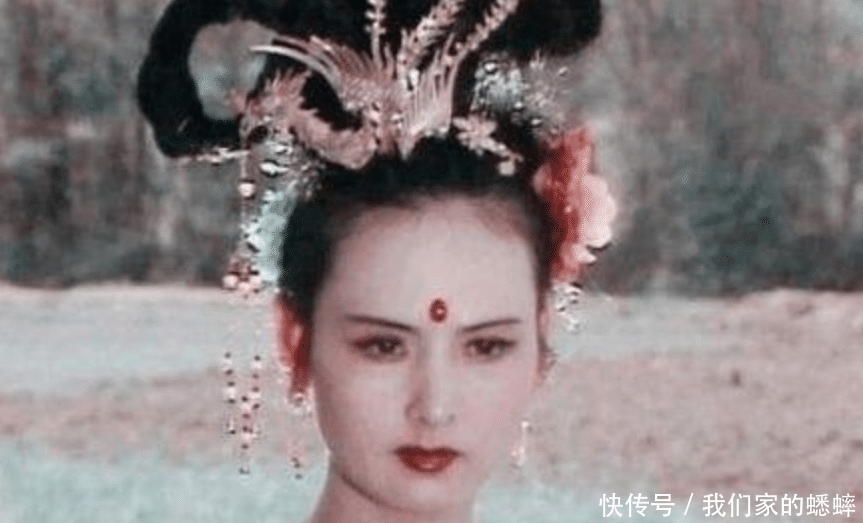 小学|她一生只演了一部戏,退圈后成为商业女强人,捐出百所希望小学