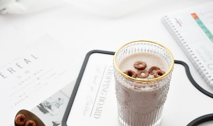 明天早上就喝它!一种豆浆四样料,味道清甜特别香,喝一周也不腻