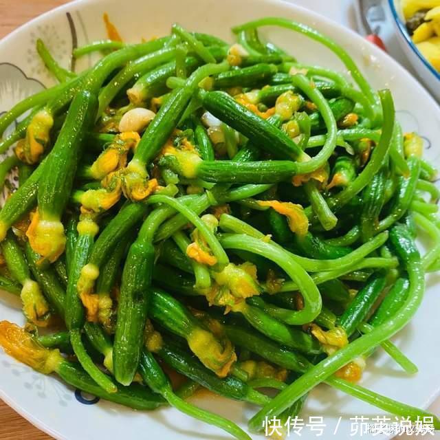 黄瓜花|美食推荐清炒黄瓜花,板栗鸡,清炒嫩南瓜,营养均衡又美味可口