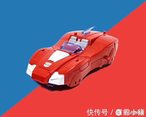 bet擎天柱的一生挚爱：变形金刚网飞限定 塞伯坦之战艾丽塔