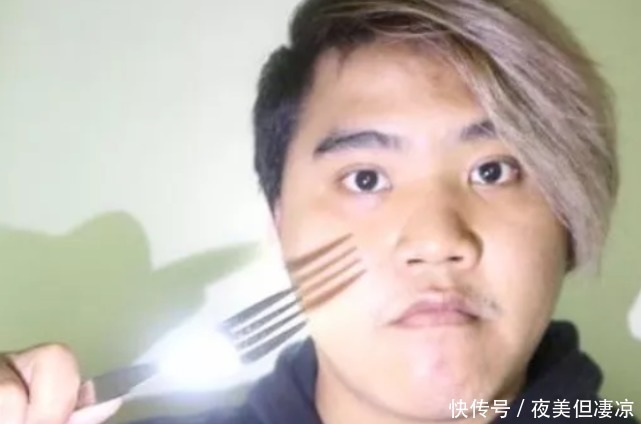 cospl泰国小哥再现史诗级COS,模仿鸣人只用叉子,网友影子是灵魂!