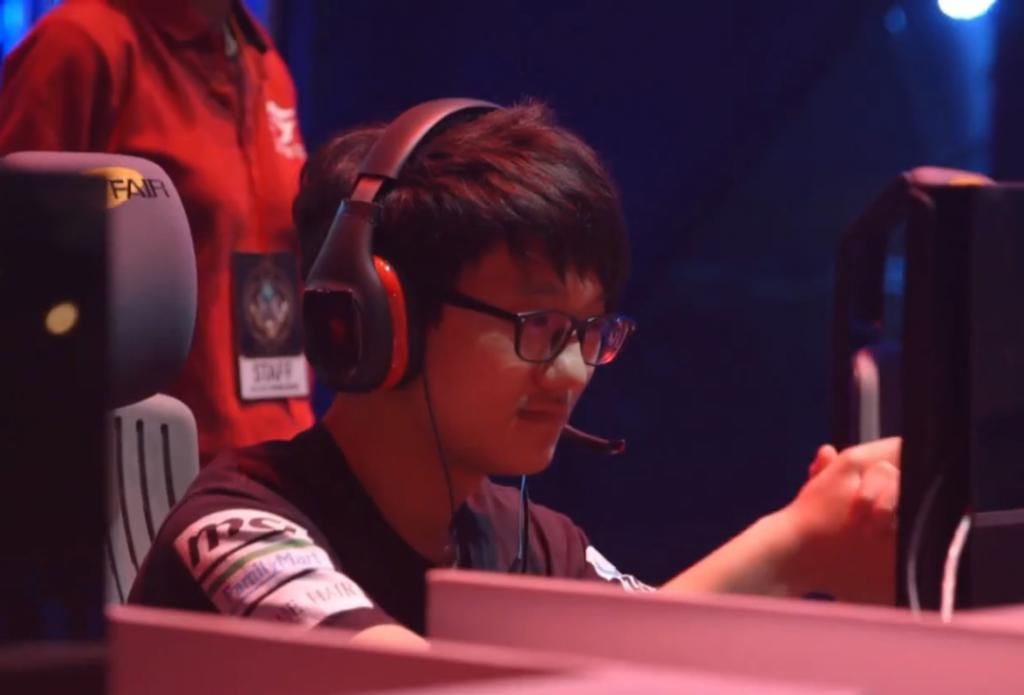 父母|总决赛输了，但请别骂SN。