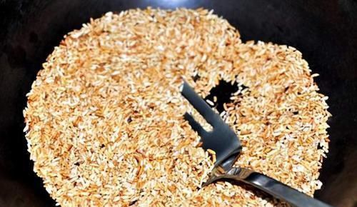 身体|大米炒一炒，好处真不少？每天吃一点，身体会收获3大好处